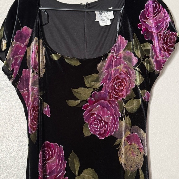 SOLD - Picture 4 of 6